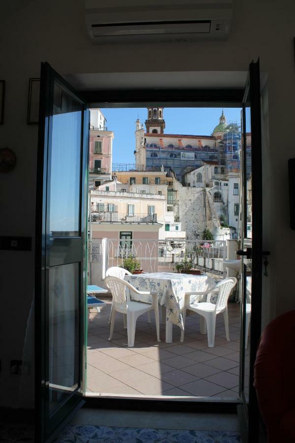 Apartmán Attico Del Cavaliere Atrani Exteriér fotografie